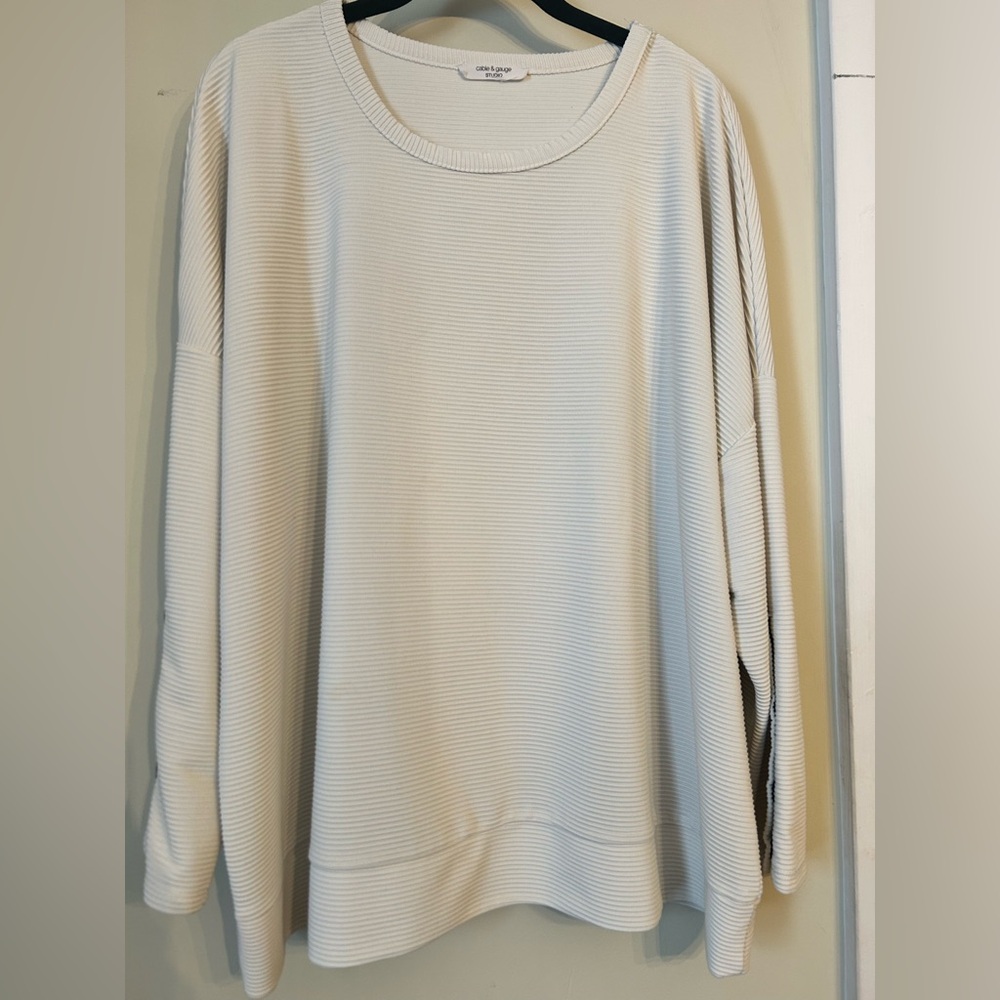 Cable & Gauge Women's Cream Ribbed Blouse